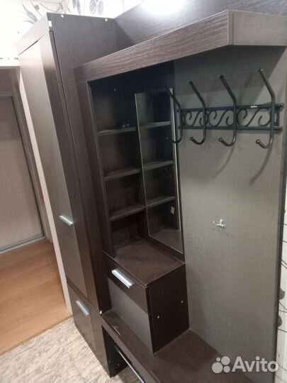 Прихожая со шкафом бу