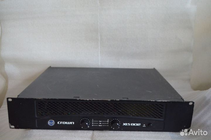 Усилитель концертный Crown XLS802