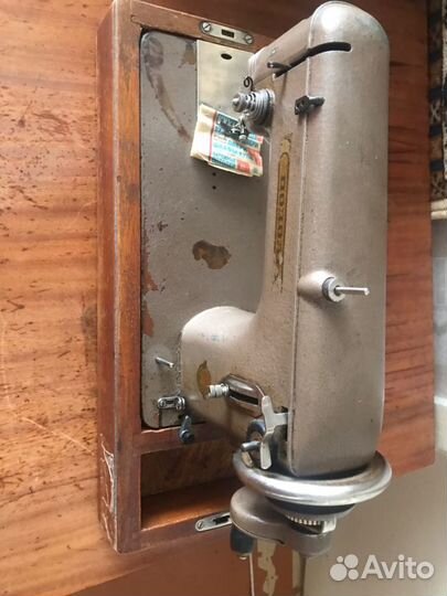 Швейная машина чайка