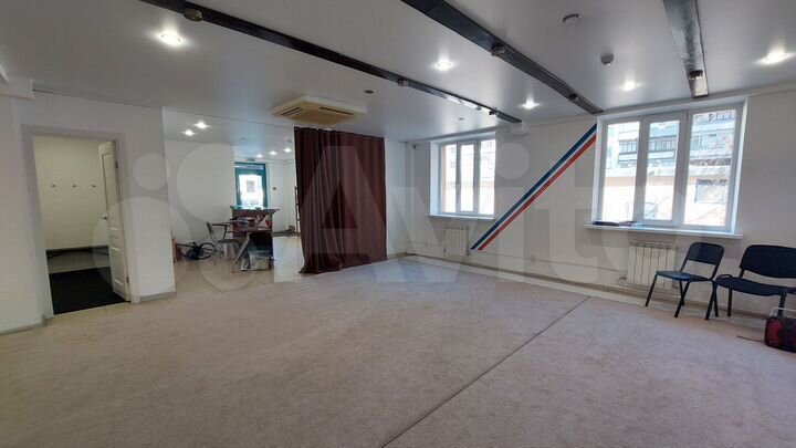 Продаю помещение свободного назначения Центр109м²