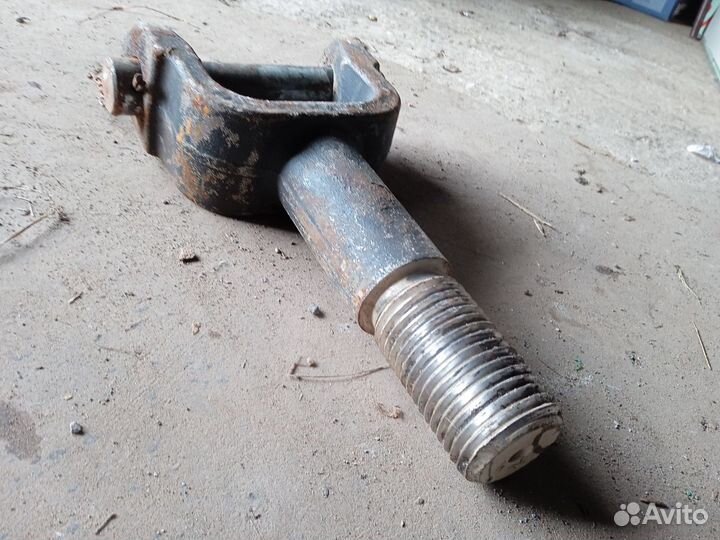 Крюк буксировочный для Камаза