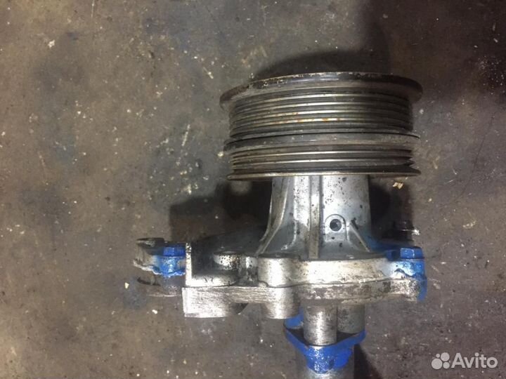 Помпа Mercedes-Benz W190,102 мотор