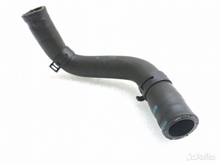 Патрубок системы охлаждения Mercedes-Benz