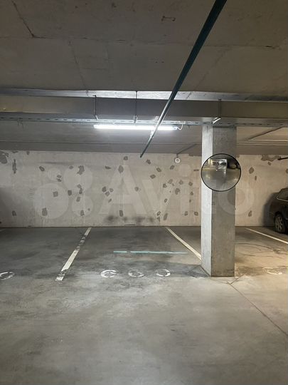 Машиноместо, 15 м²