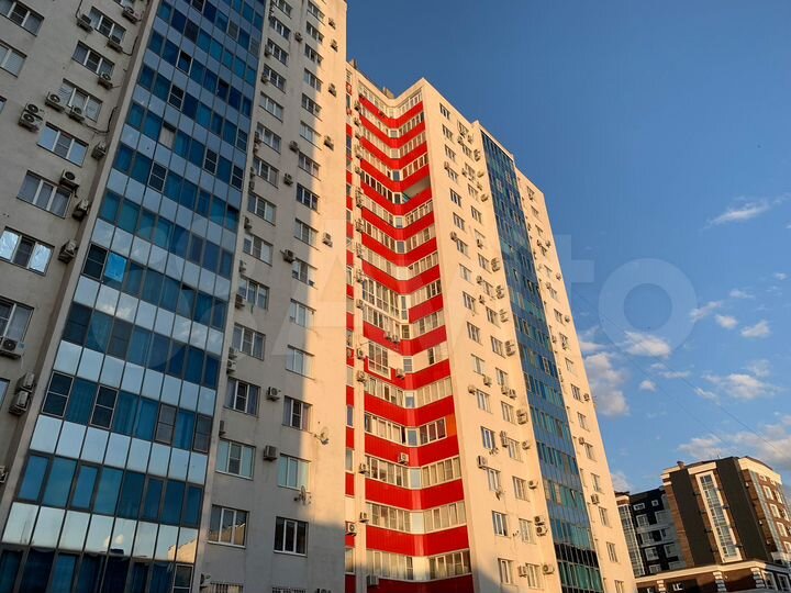 2-к. квартира, 93,9 м², 10/18 эт.