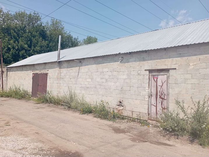 Гараж, > 30 м²