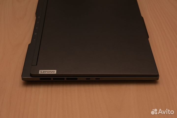 Премиальный ноутбук Lenovo legion 7 slim (gen 7)