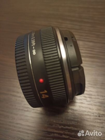 Объектив panasonic lumix 14
