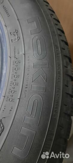 Nokian Tyres WR 215/60 R16