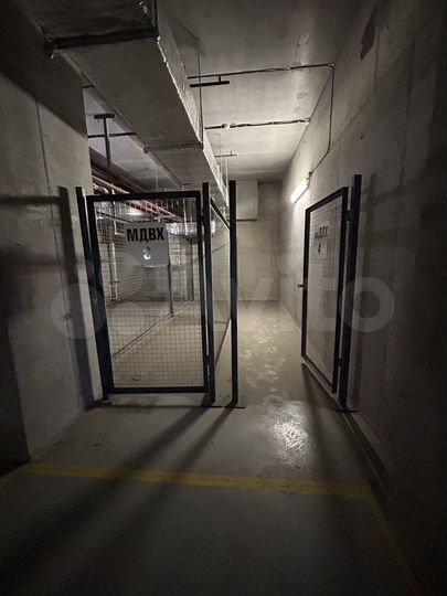 Машиноместо, 13 м²