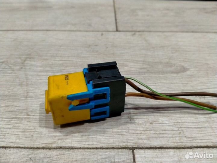 Реле Bmw 318I E46 N46B20A 11/2004