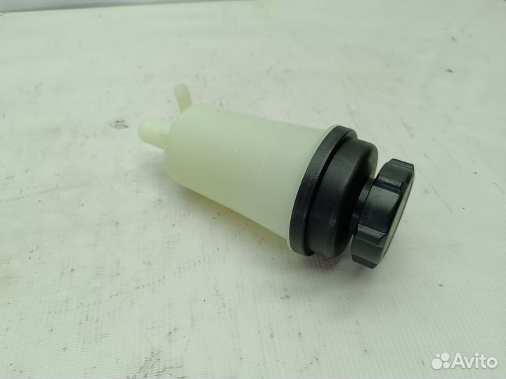 Форд Фокус 3 бачок гур