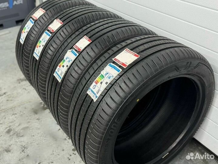 Bridgestone Alenza 001 245/45 R20 99V