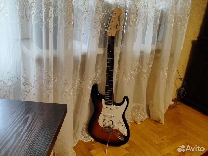 Электро гитара