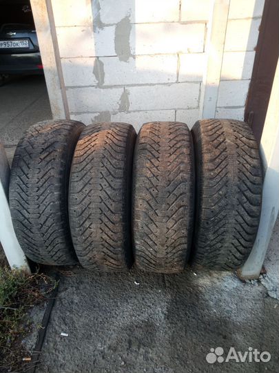 Goodyear UltraGrip 500 265/65 R17