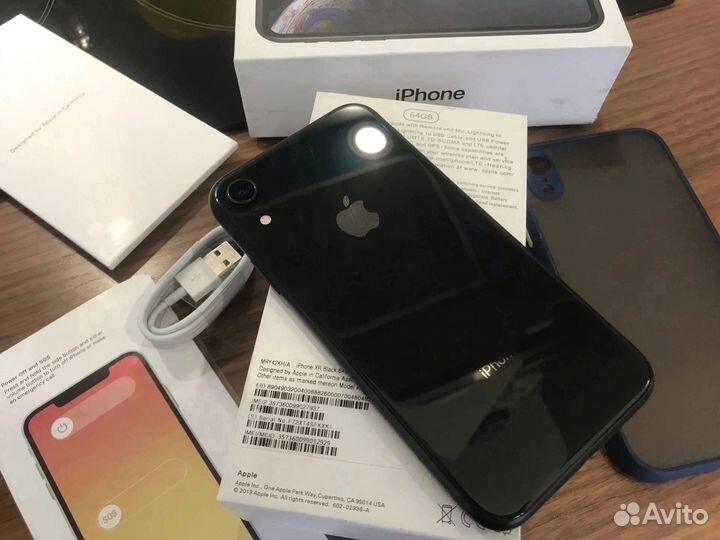 Телефон iPhone xr
