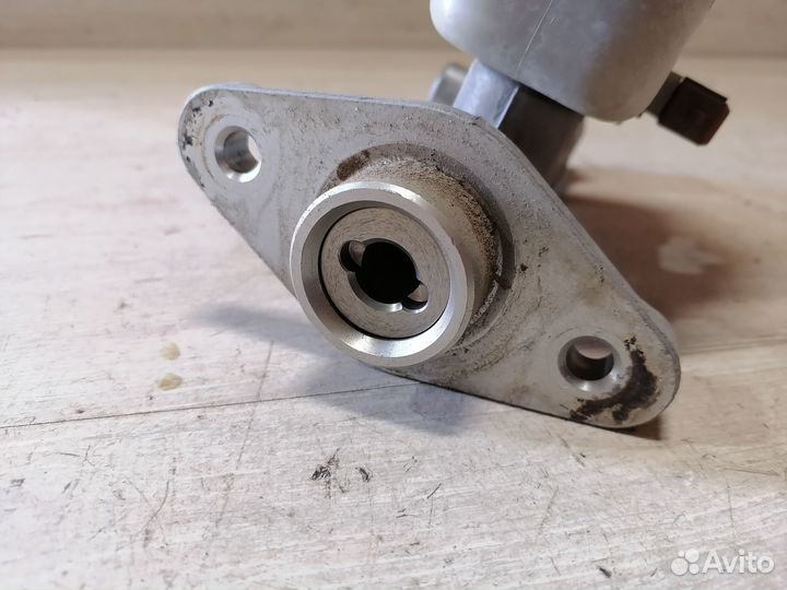 Цилиндр тормозной бачок Hyundai Sonata 4 5 тагаз