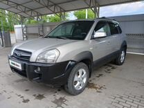 Hyundai Tucson 2.0 AT, 2005, 260 000 км, с пробегом, цена 950 000 руб.