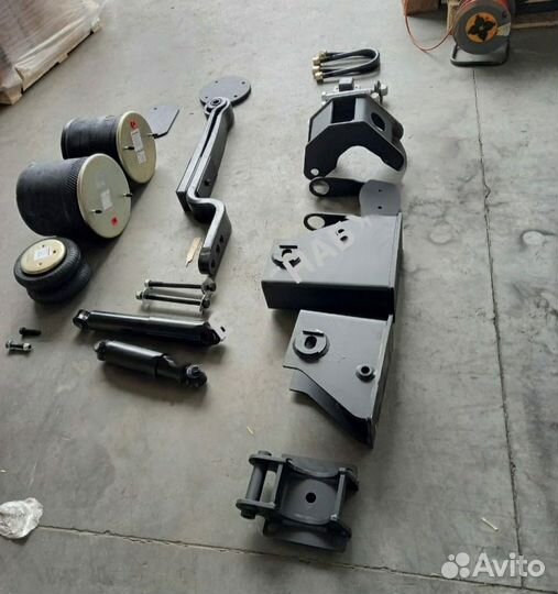 Пневмоподвеска полуприцепа с подъёмной осью