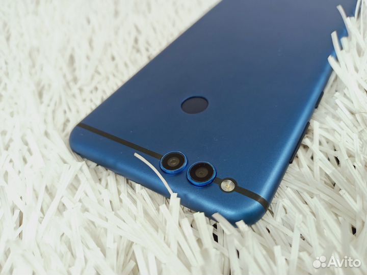 HONOR 7X, 4/64 ГБ