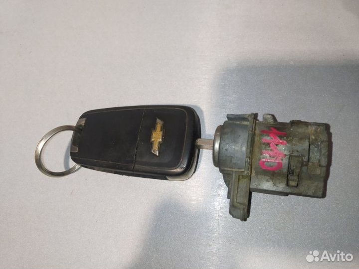 Замок зажигания Chevrolet Cruze хэтчбек F16D3 2013