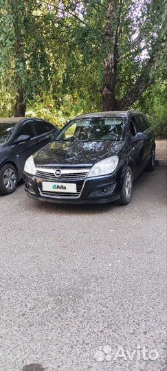 Opel Astra 1.8 AT, 2011, 150 000 км