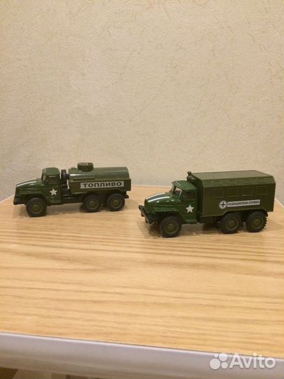 Машинка модель