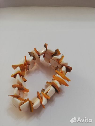 Браслет женский из камней