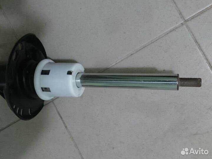 Передняя стойка для Audi TT