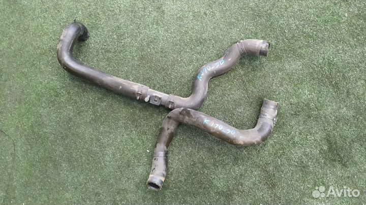 Патрубки радиатора Комплектом Nissan Dualis KJ10