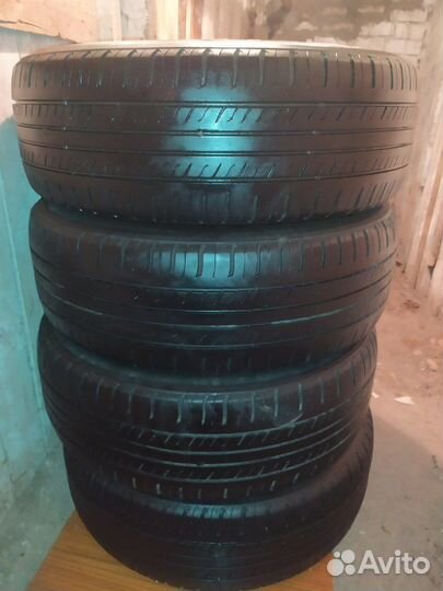Triangle TR928 225/65 R17 102
