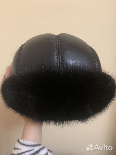 Мужская кожаная кепка