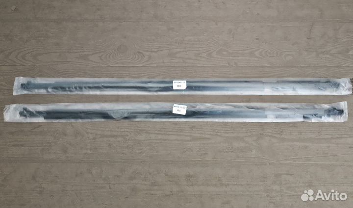 Молдинг (бархотка) стекол задних дверей