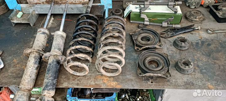 Задние амортизаторы ауди 100 с4