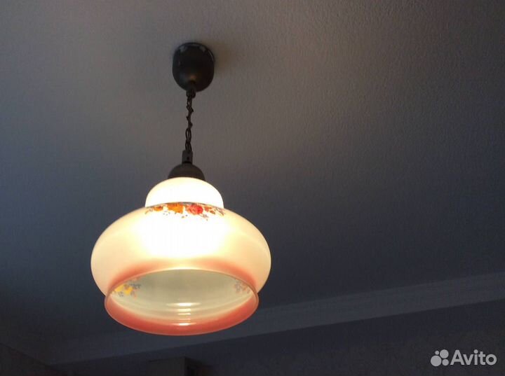 Люстра светильник потолочная, состояние идеальное