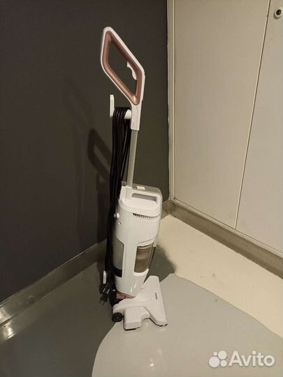 Вертикальный паровой пылесос 2 в 1 Kitfort KT-575