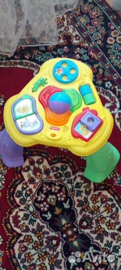 Развивающий столик fisher price