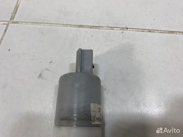 Насос омывателя лобового стекла Mini Cooper S II рестайлинг (2010—2015)