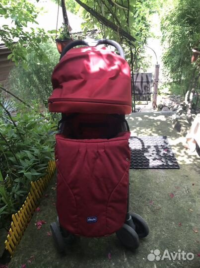 Прогулочная коляска