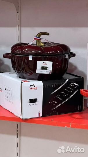 Кастрюля чугунная staub