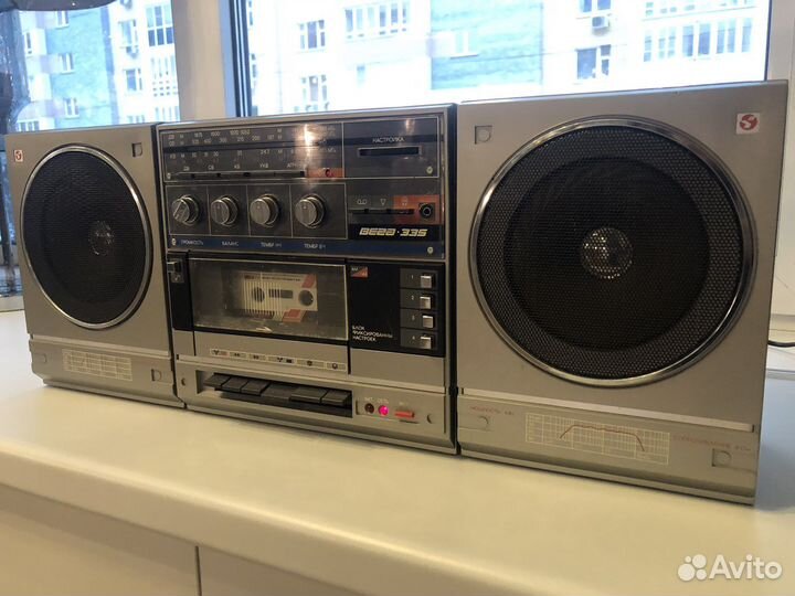 Музыкальный центр