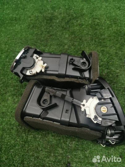 Воздуховод панели Kia Ceed хетчбэк 1.4 G4FA 2014