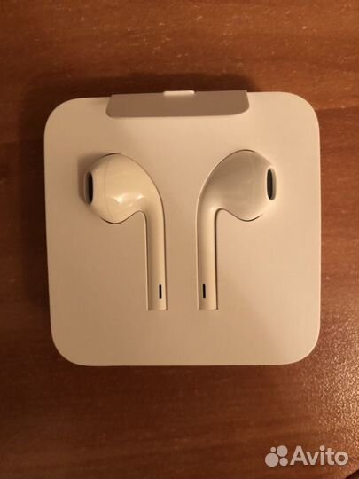 Apple Earpods lightning новые