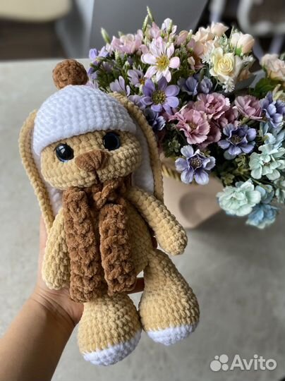 Вязаные игрушки зайчик