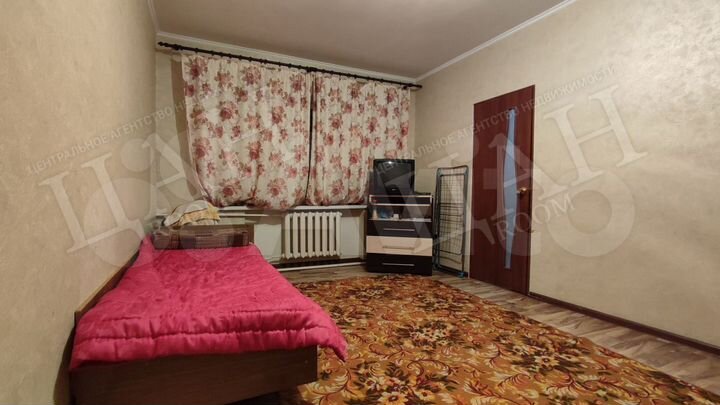 3-к. квартира, 40,7 м², 1/3 эт.