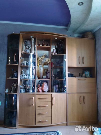 Стенка в гостиную