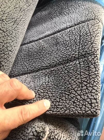 Автомобильные чехлы Toyota Estima 2002 ACR30