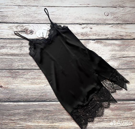 Новое платье-комбинация NA-KD размер L