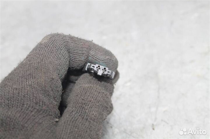 Накладка зеркала левого Volkswagen Touareg (02-07)