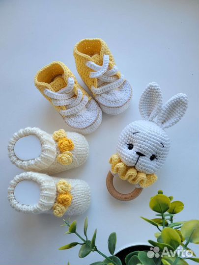 Погремушка Зайка с шуршащими ушками